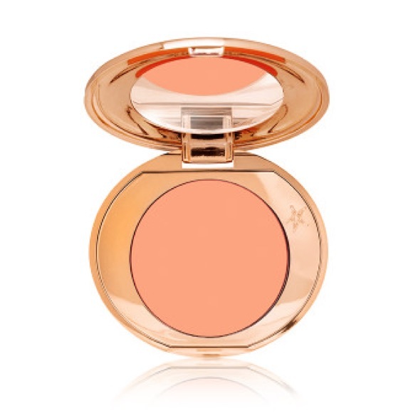 Charlotte Tilbury Other - Charlotte Tilbury MAGIC VANISH shade medium
